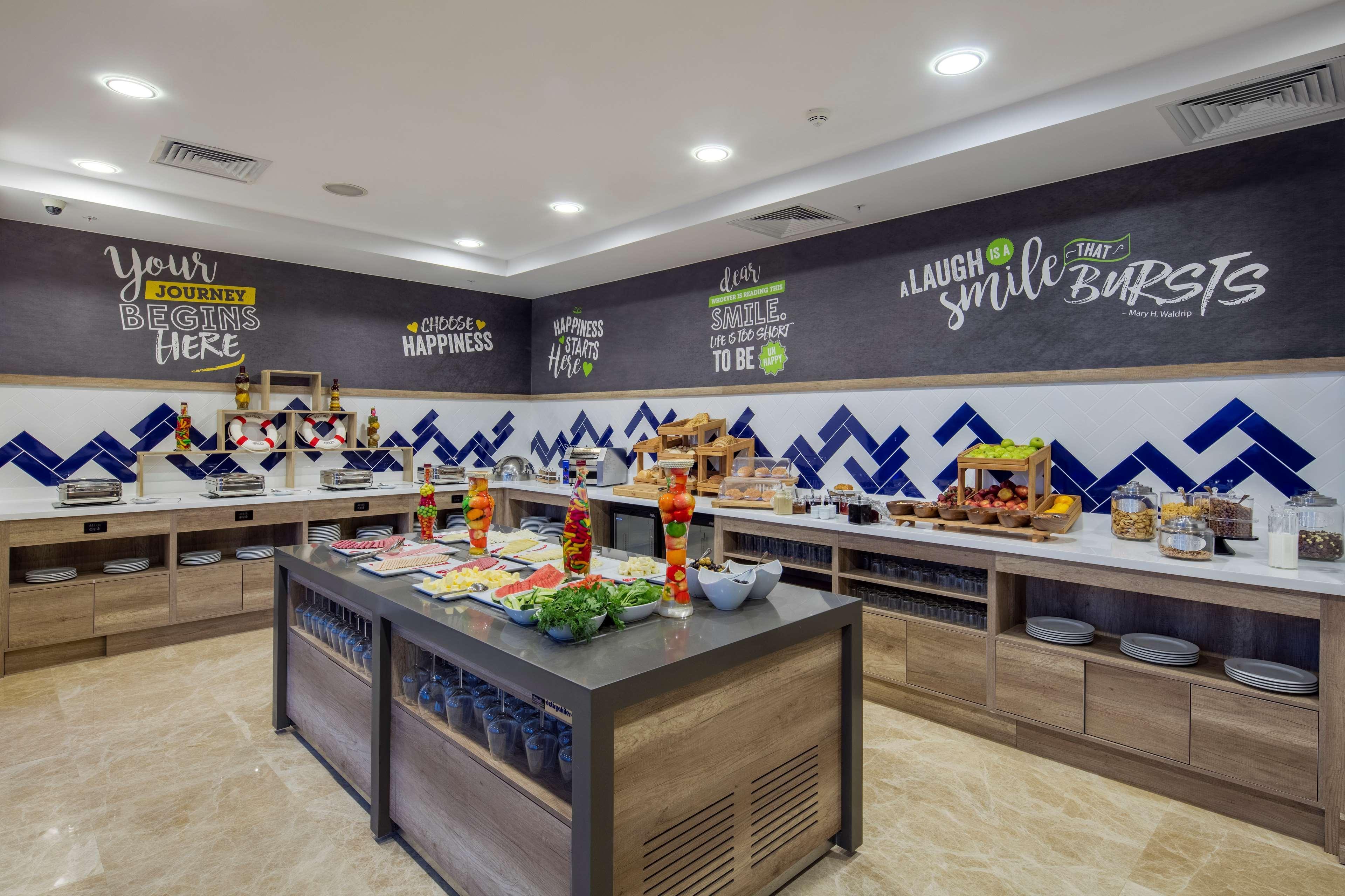 Hampton By Hilton Canakkale Гелиболу Экстерьер фото