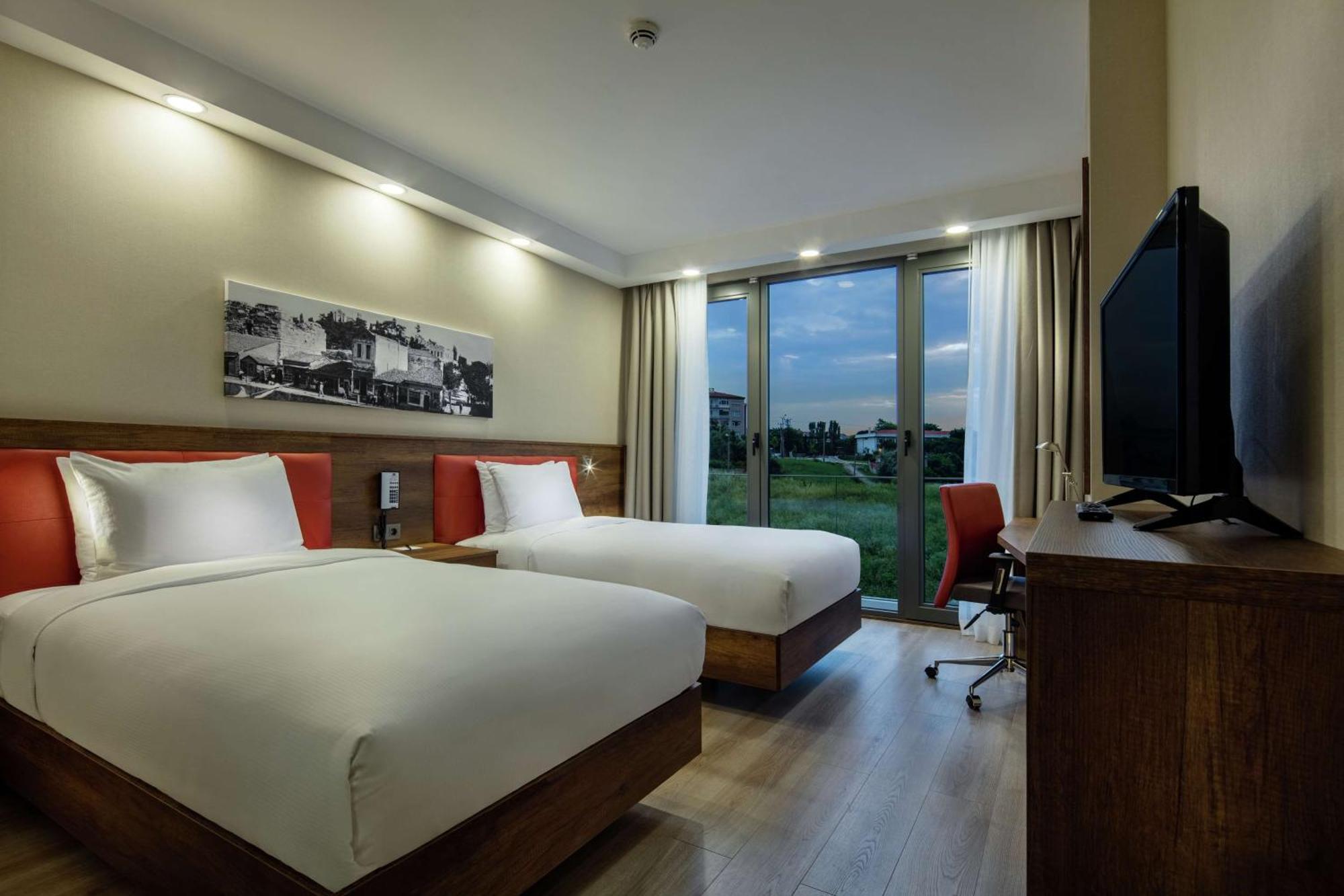 Hampton By Hilton Canakkale Гелиболу Экстерьер фото