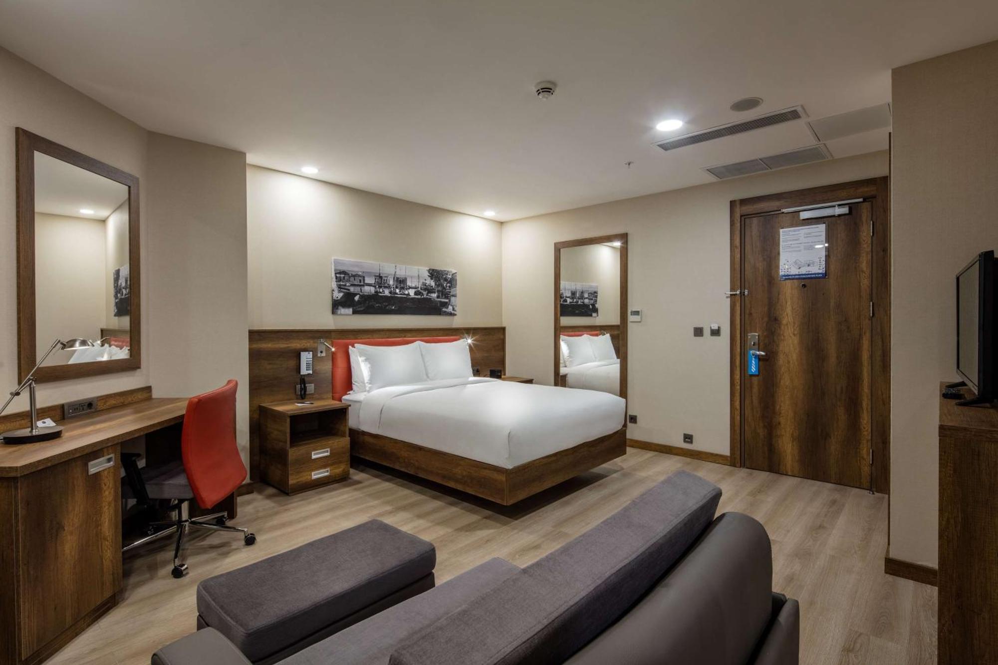 Hampton By Hilton Canakkale Гелиболу Экстерьер фото